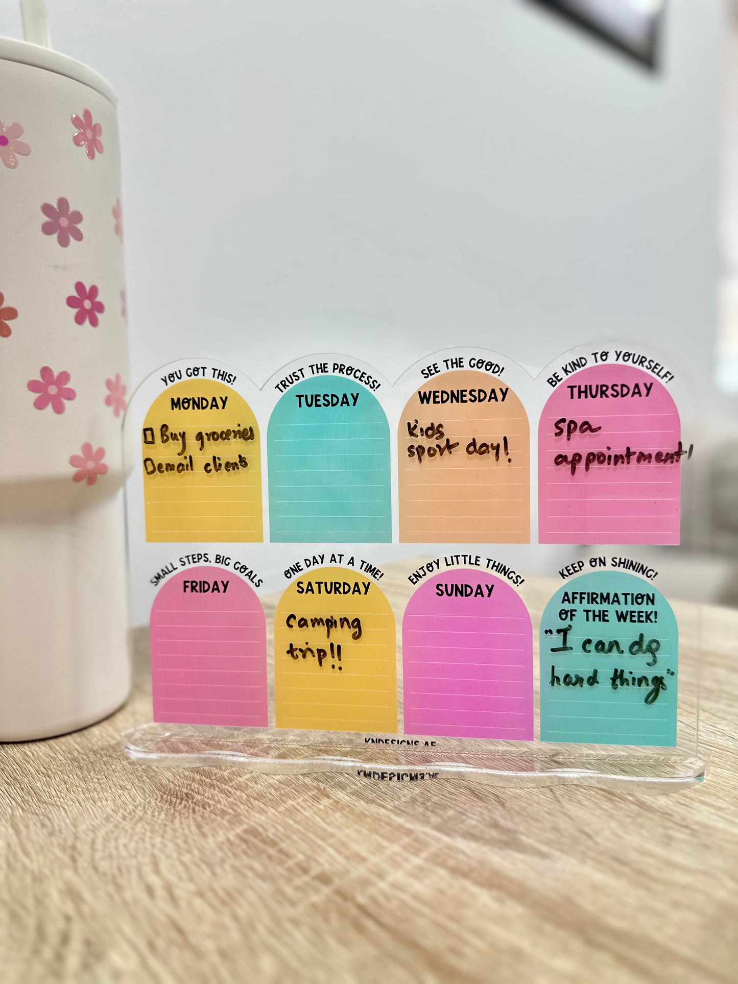 Reusable acrylic weekly planner