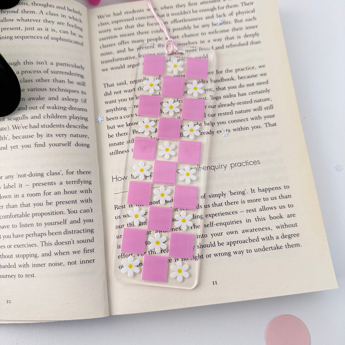 Pink square and daisies - Bookmark